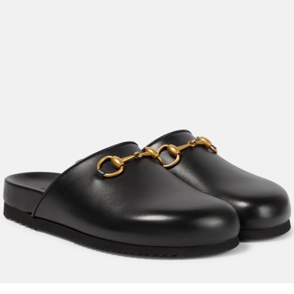 Gucci sol leather slides